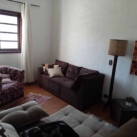 Апартаменты Quartos Para Hospedagem Da Casa Amarela Кампус-ду-Жордау Экстерьер фото